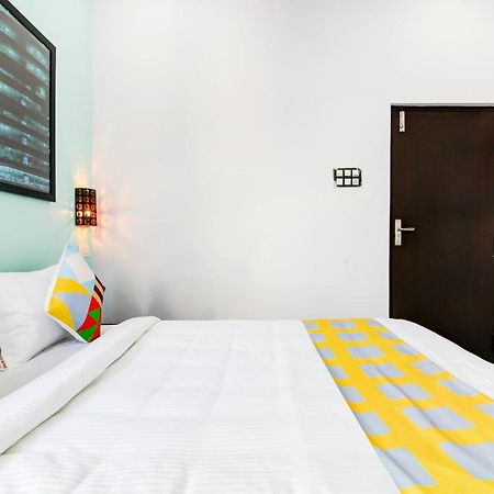 Hotel O Home Comfortable Stays, Near Aasam Gadh Current Office Sururnagar エクステリア 写真