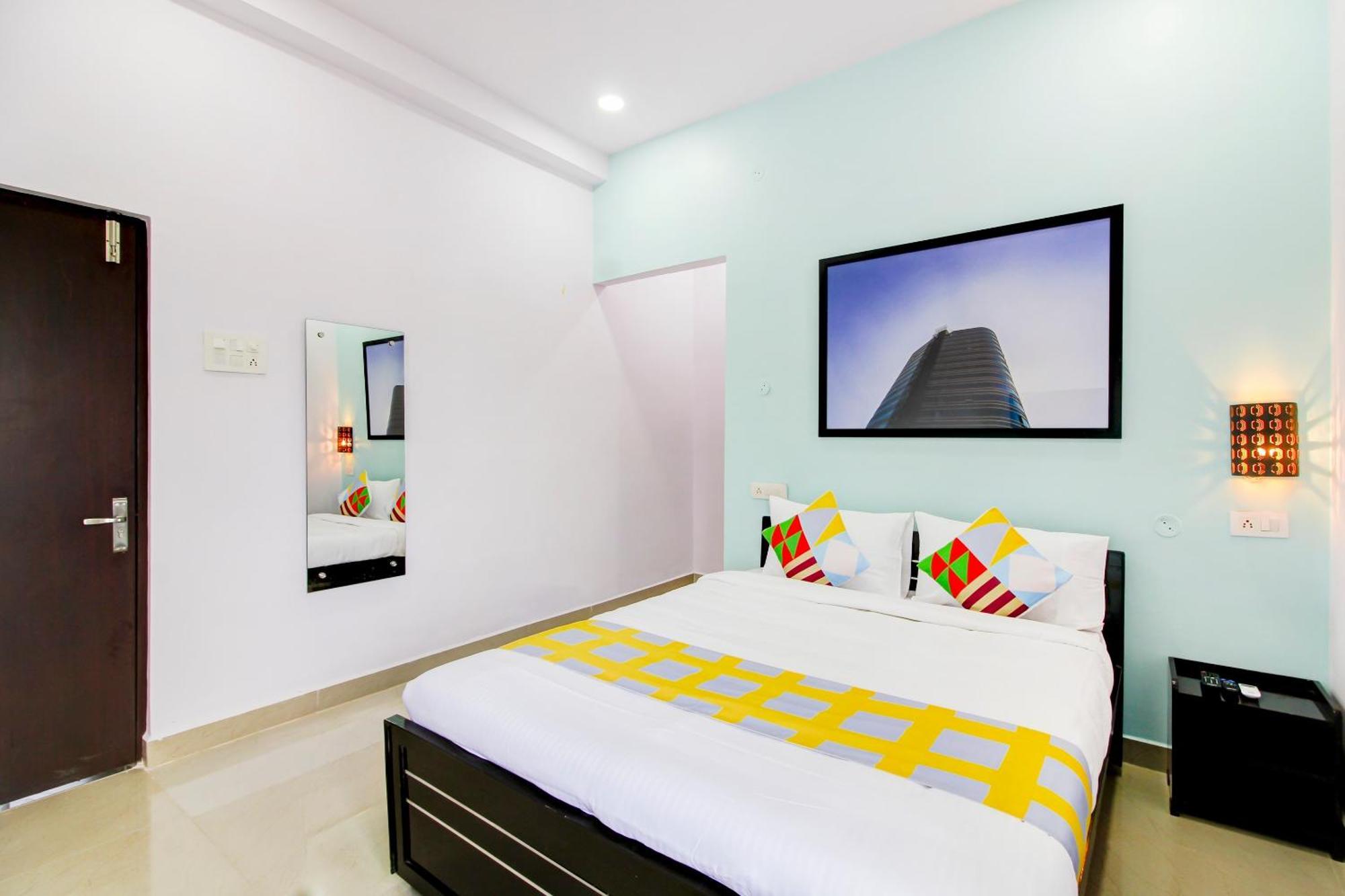 Hotel O Home Comfortable Stays, Near Aasam Gadh Current Office Sururnagar エクステリア 写真