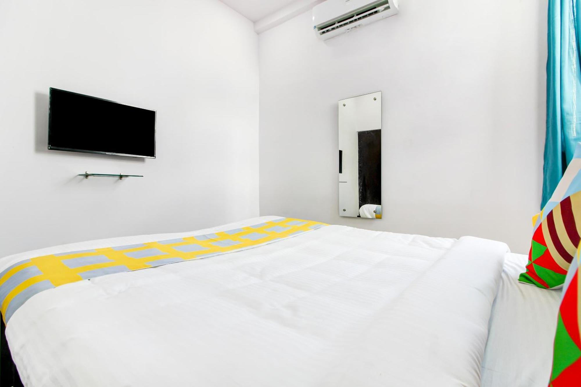 Hotel O Home Comfortable Stays, Near Aasam Gadh Current Office Sururnagar エクステリア 写真